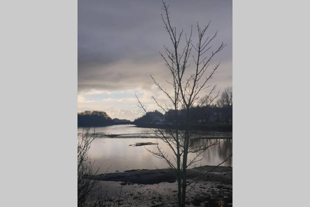 Porthmadog Harbour Town - High Street Apartment. Luaran gambar